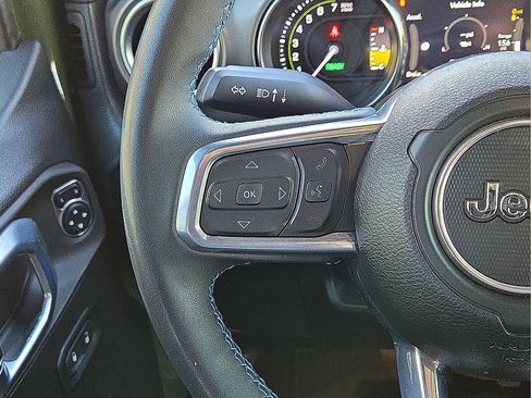 Used 2023 Jeep Wrangler Unlimited Rubicon 4xe image 21