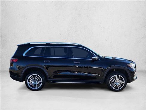 Used 2021 Mercedes-Benz GLS 450 4MATIC image 4