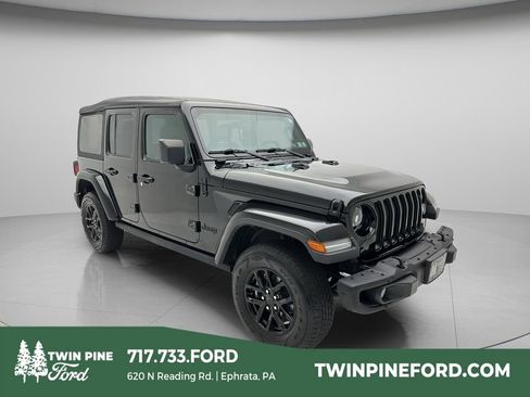 Used 2023 Jeep Wrangler Unlimited Sport AWD/4WD image 1