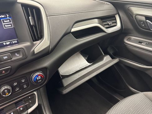 Used 2022 GMC Terrain SLE w/ Driver Convenience Package image 38