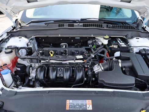 Used 2019 Ford Fusion S FWD image 16