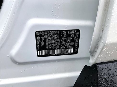 Certified 2023 Nissan Rogue SV image 33