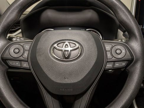 Used 2024 Toyota RAV4 XLE image 16