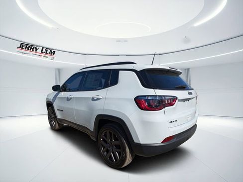 New 2026 Jeep Compass Latitude w/ Sun and Sound Group image 5