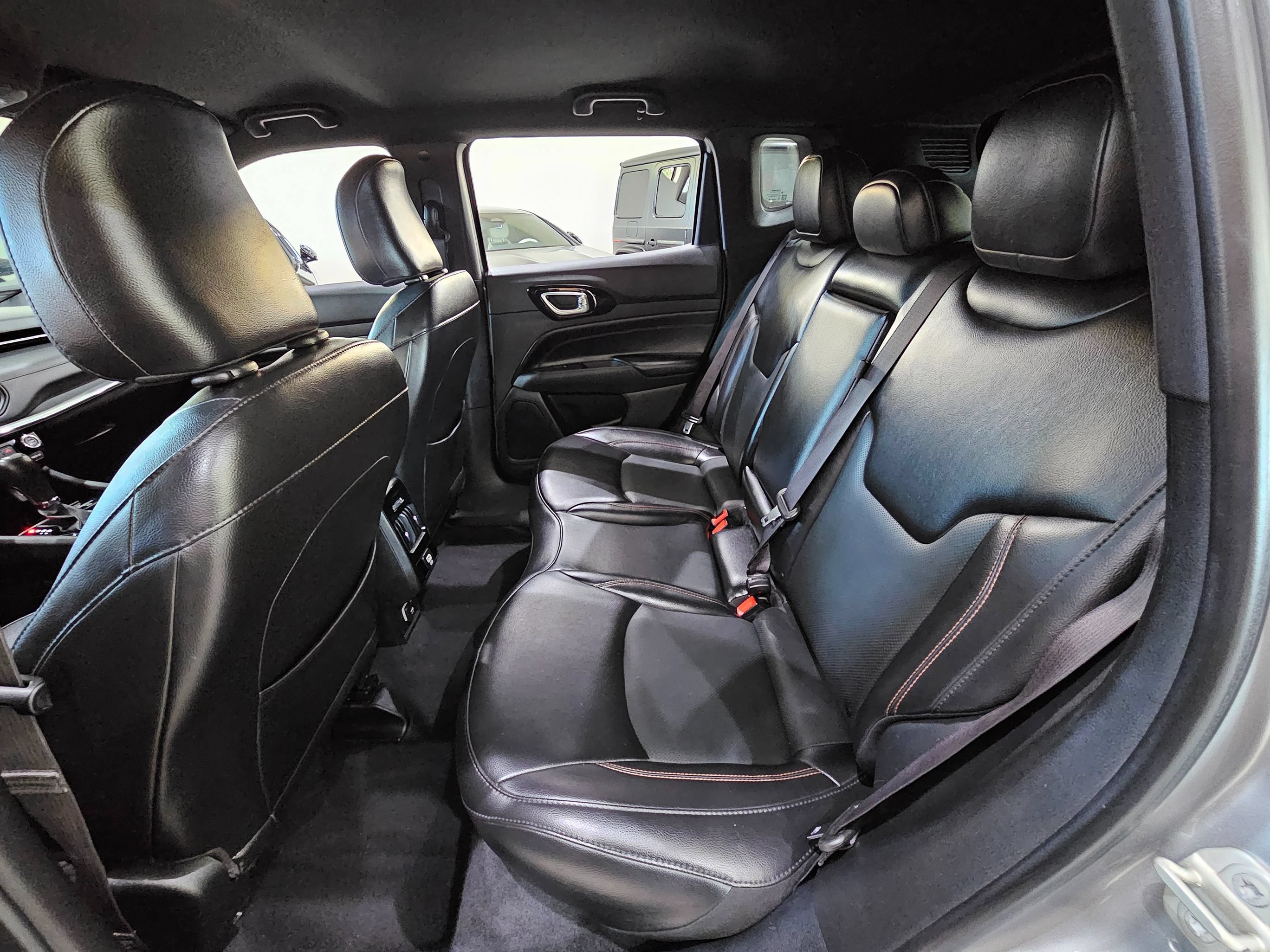 Used 2023 Jeep Compass Limited AWD/4WD image 20