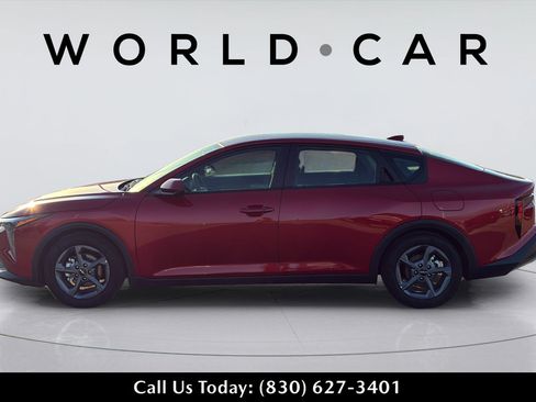 Certified 2025 Kia K4 FWD image 9