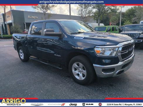Used 2023 RAM 1500 Big Horn w/ Trailer Tow Group RWD image 1