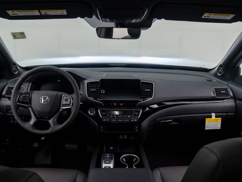 New 2026 Honda Ridgeline Black Edition image 10