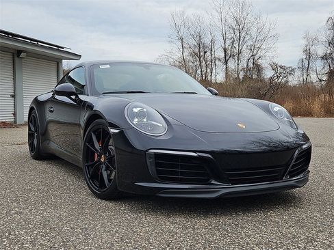 Certified 2019 Porsche 911 Carrera S image 9