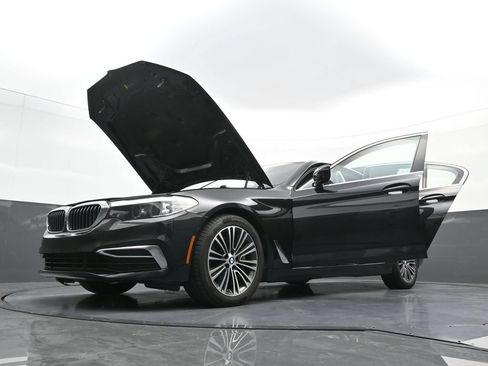 Used 2019 BMW 530i RWD image 39