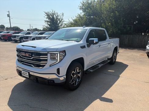 New 2026 GMC Sierra 1500 SLT w/ SLT Premium Plus Package AWD/4WD image 2