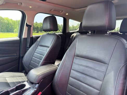 Used 2014 Ford Escape Titanium AWD/4WD image 26