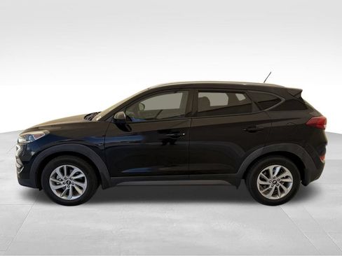 Used 2016 Hyundai Tucson SE w/ Option Group 02 FWD image 12