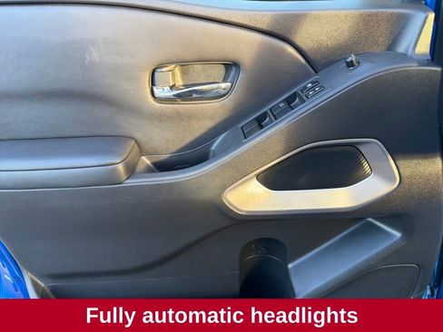 Used 2024 Nissan Frontier SV w/ SV Convenience Package image 21