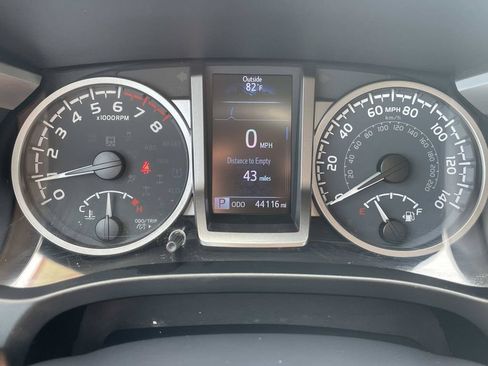 Used 2023 Toyota Tacoma SR5 w/ Technology Package AWD/4WD image 26