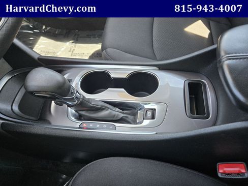 Used 2023 Chevrolet Malibu LT FWD image 11