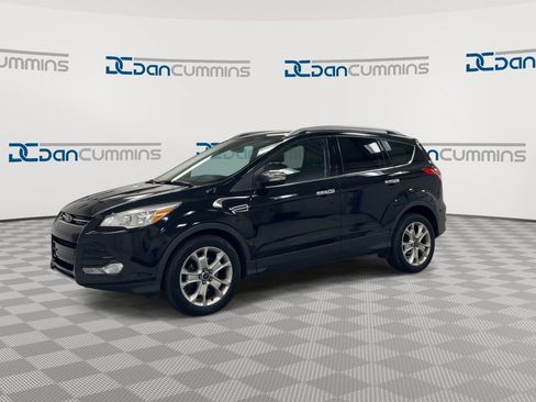 Used 2016 Ford Escape Titanium FWD image 4