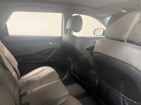 Used 2015 Hyundai Santa Fe GLS w/ Option Group 03 FWD image 14