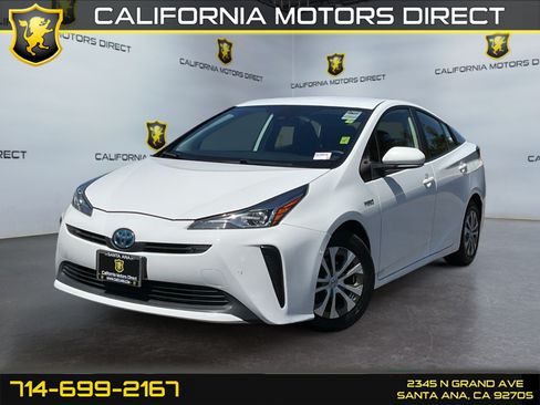 Used 2022 Toyota Prius LE FWD image 1