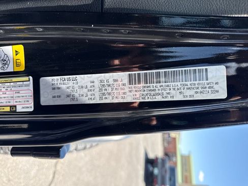 Used 2018 Jeep Wrangler Unlimited Rubicon AWD/4WD image 28