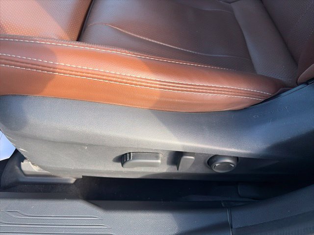 Used 2022 Subaru Outback Touring XT AWD/4WD image 9