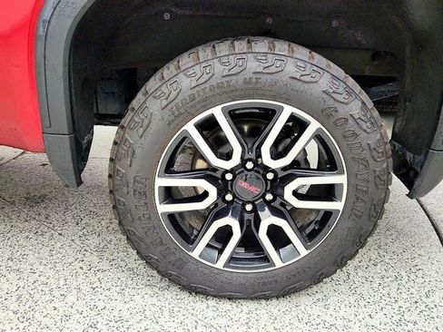 Used 2023 GMC Sierra 1500 AT4 AWD/4WD image 9