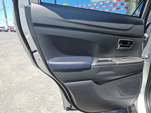 Used 2025 Mitsubishi Outlander Sport SE AWD/4WD image 18
