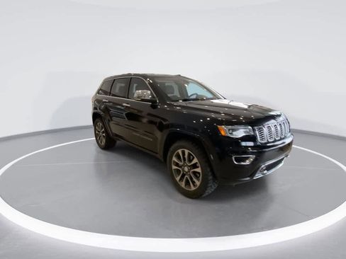 Used 2017 Jeep Grand Cherokee Overland AWD/4WD image 2