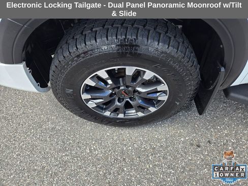 Used 2022 Nissan Titan PRO-4X w/ Pro-4x Convenience Package image 17