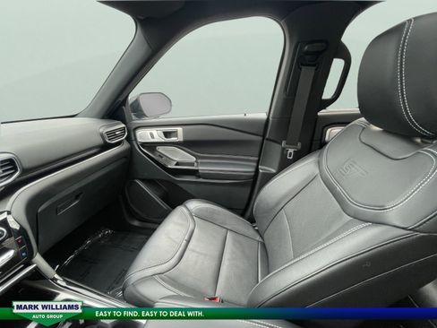 Used 2024 Ford Explorer ST w/ Equipment Group 401A image 36