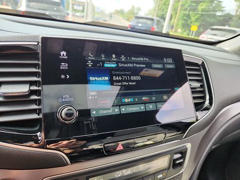 Used 2023 Honda Passport EX-L image 18
