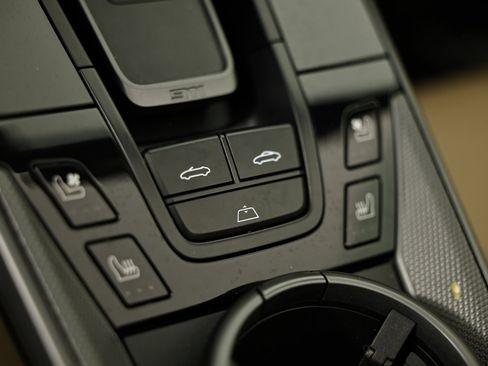 Certified 2020 Porsche 911 Carrera S image 41