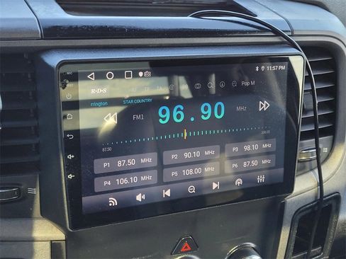 Used 2018 RAM 3500 Tradesman w/ Chrome Appearance Group image 17