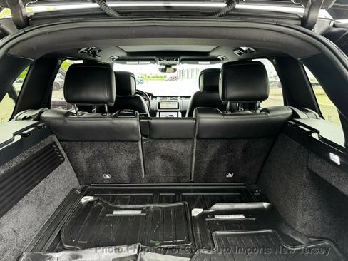 Used 2018 Land Rover Range Rover HSE AWD/4WD image 24
