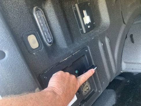 Certified 2024 Ford F150 Platinum image 12