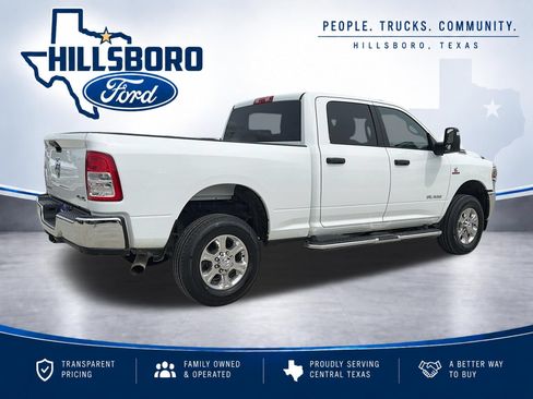 Used 2024 RAM 2500 Big Horn w/ Off Road Package AWD/4WD image 5