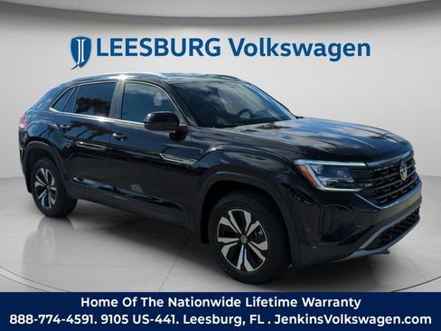 New 2026 Volkswagen Atlas Cross Sport SE image 1