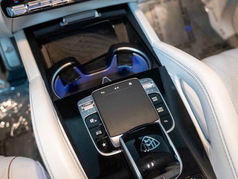 Certified 2024 Mercedes-Benz Maybach GLS 600 4MATIC image 39