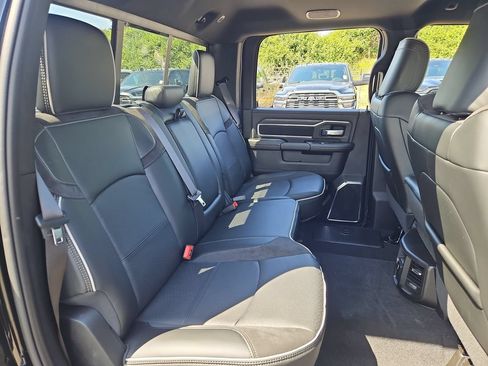 New 2026 RAM 3500 Laramie AWD/4WD image 15
