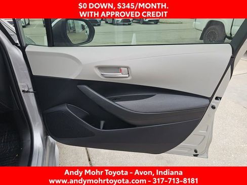 Used 2021 Toyota Corolla LE FWD image 32