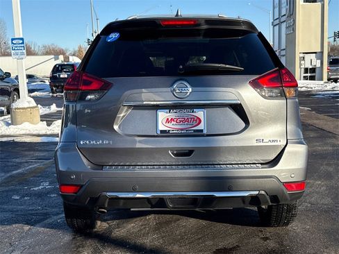 Used 2019 Nissan Rogue SL w/ Premium Package image 8