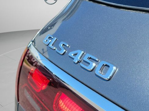 Used 2026 Mercedes-Benz GLS 450 GLS 450 image 6