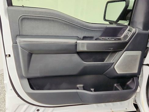 Used 2022 Ford F150 Lariat w/ Equipment Group 502A High image 10