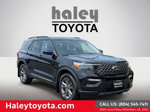 Used 2023 Ford Explorer XLT w/ Equipment Group 202A AWD/4WD image 1