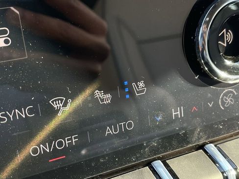 New 2026 GMC Yukon XL Denali w/ LPO, Floor Liner Package image 36