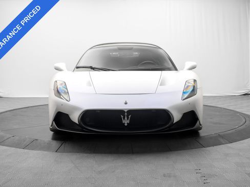 Used 2022 Maserati MC20 Coupe RWD image 8