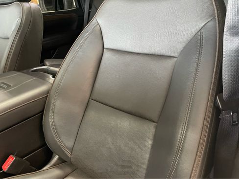 Used 2022 Chevrolet Tahoe High Country image 18