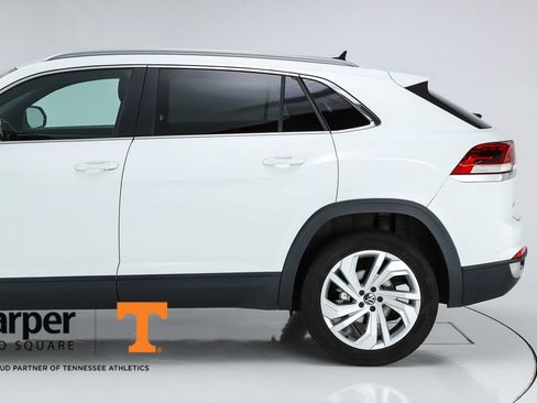 Used 2020 Volkswagen Atlas Cross Sport SEL FWD image 41