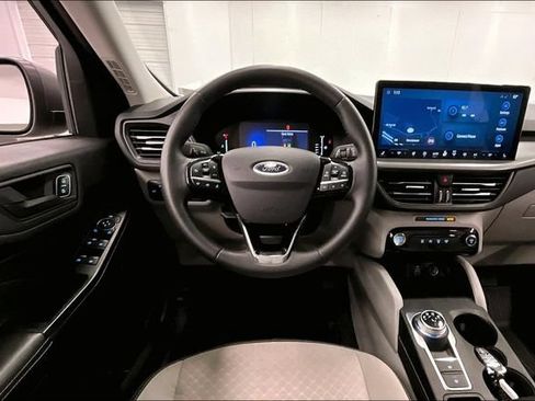 Used 2024 Ford Escape Active w/ Tech Pack #1 AWD/4WD image 6