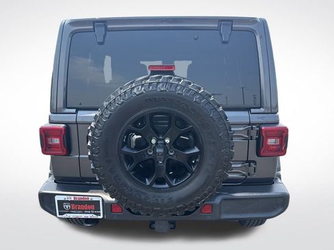 Used 2019 Jeep Wrangler Unlimited Sahara w/ Quick Order Package 24M Moab image 14